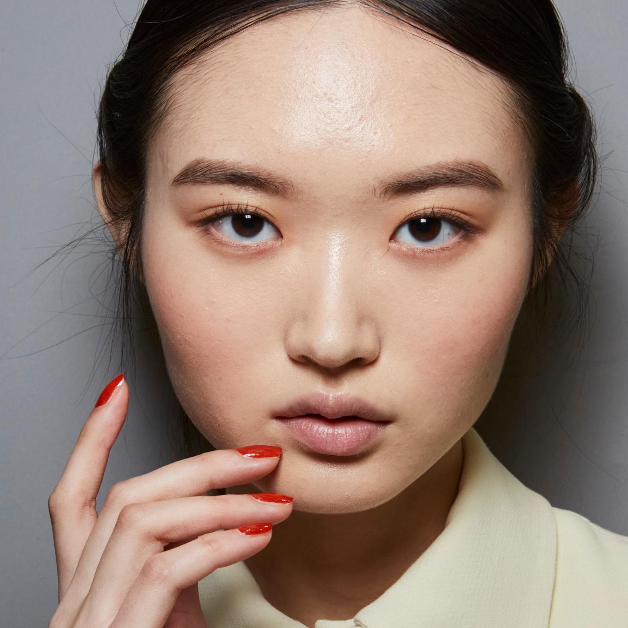 belleza: Cremas de manos con protección solar para preparar tu piel antes de la manicura