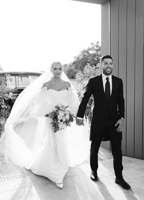 Imagen - Romarey Ventura con vestido de novia de Vicky Martín Berrocal el día de su boda con Jordi Alba. Foto: INSTAGRAM.