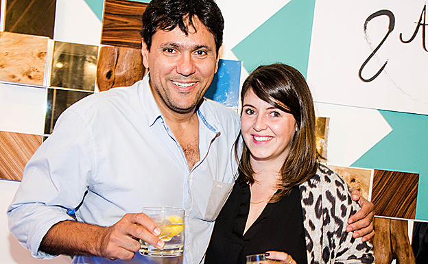 Tonino Mubarak, junto a Sophie Leclair, amiga y jefa de operaciones de Shakira. 