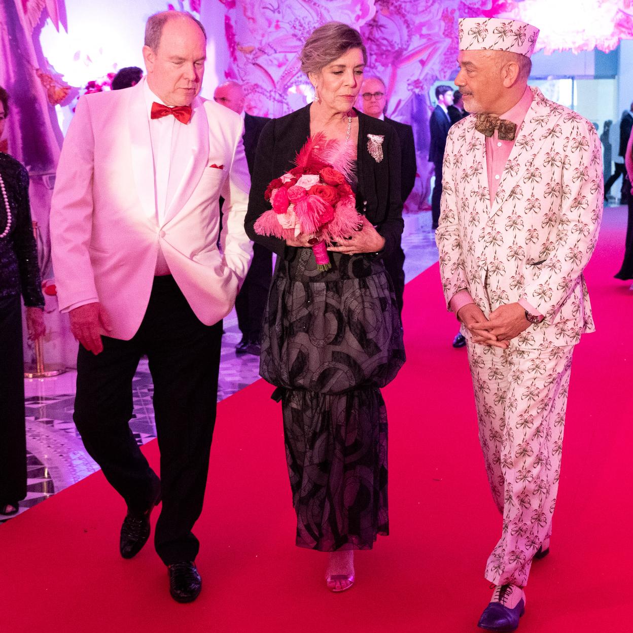 EL FIESTÓN DE LOS GRIMALDI: Quién paga el Baile de la Rosa de Mónaco y por qué no existe en España ni Reino Unido