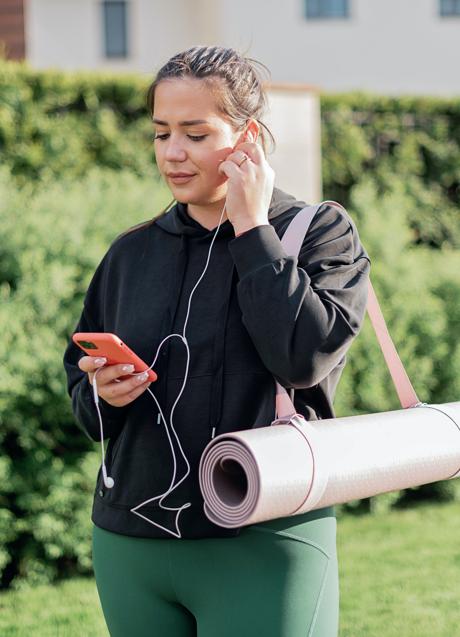 Imagen - Mujer con equipamiento deportivo/PEXELS