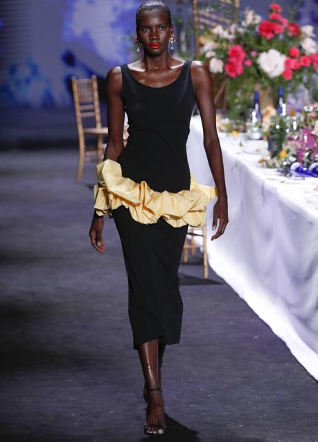 Imagen - El vestido de Encinar en pasarela. / Spotlight Launchmetrics