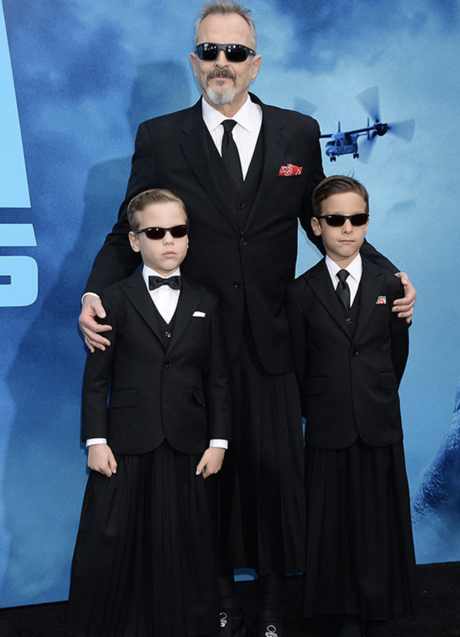 Imagen - iguel Bosé y sus hijos, en un estreno de cine. (FOTO: INSTAGRAM)