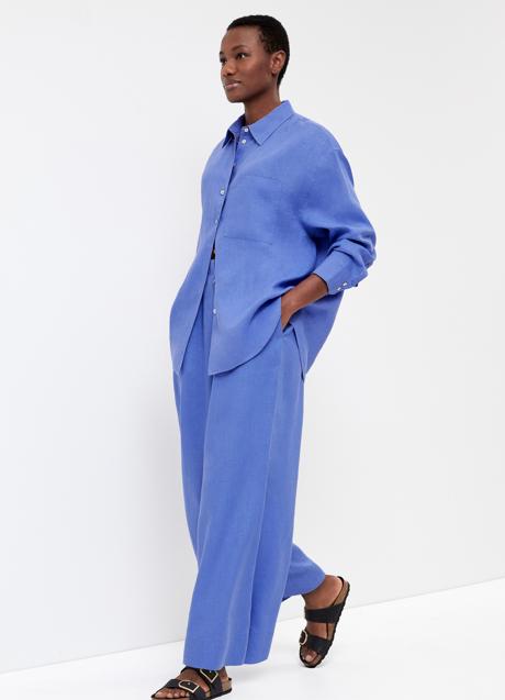 Imagen - Conjunto de Oysho, pantalón, 39,99€, camisa oversize, 45,99€.