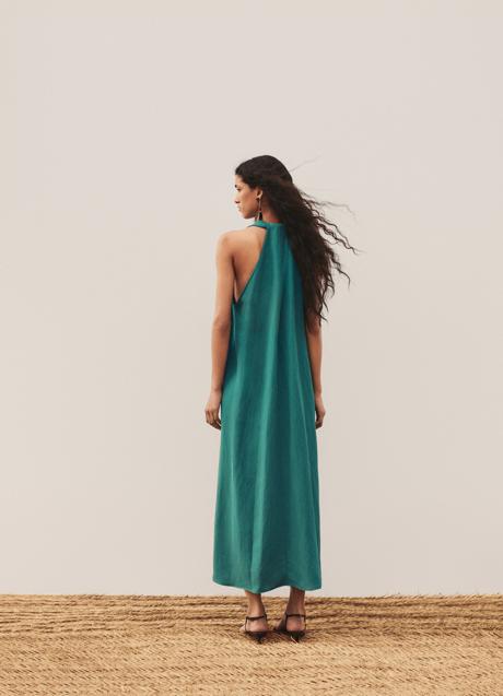 Imagen - Vestido turquesa de Massimo Dutti (89,99 euros)
