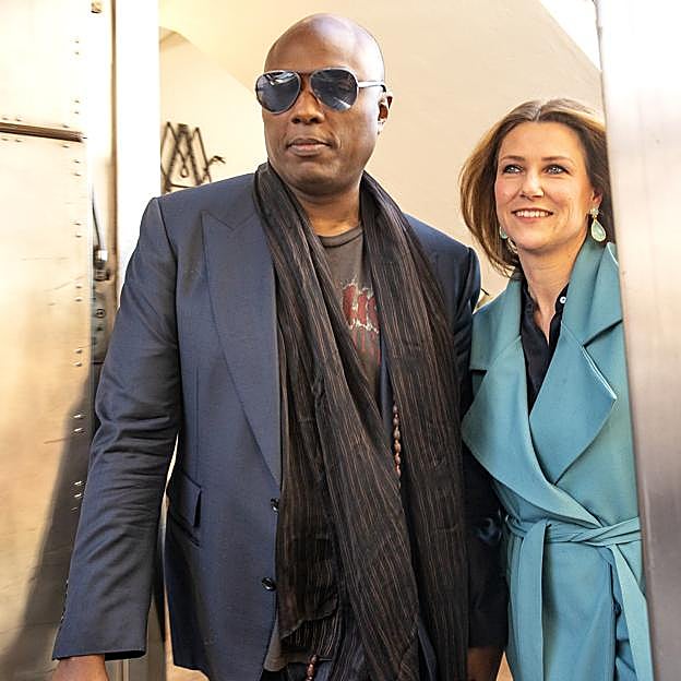 Quién es Veruschka Urquhart, la futura suegra de Marta Luisa de Noruega que les amarga la vida y se lleva fatal con su propio hijo, Durek Verrett