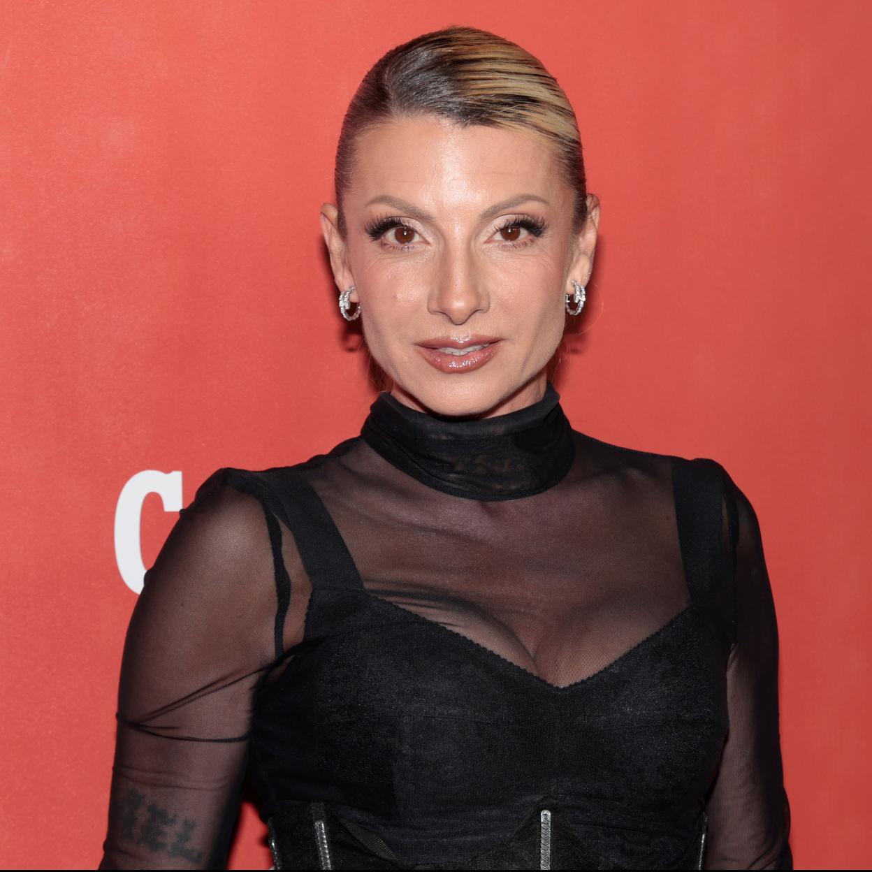 Najwa Nimri mantiene un cuerpo tonificado y firme a los 51 años. 