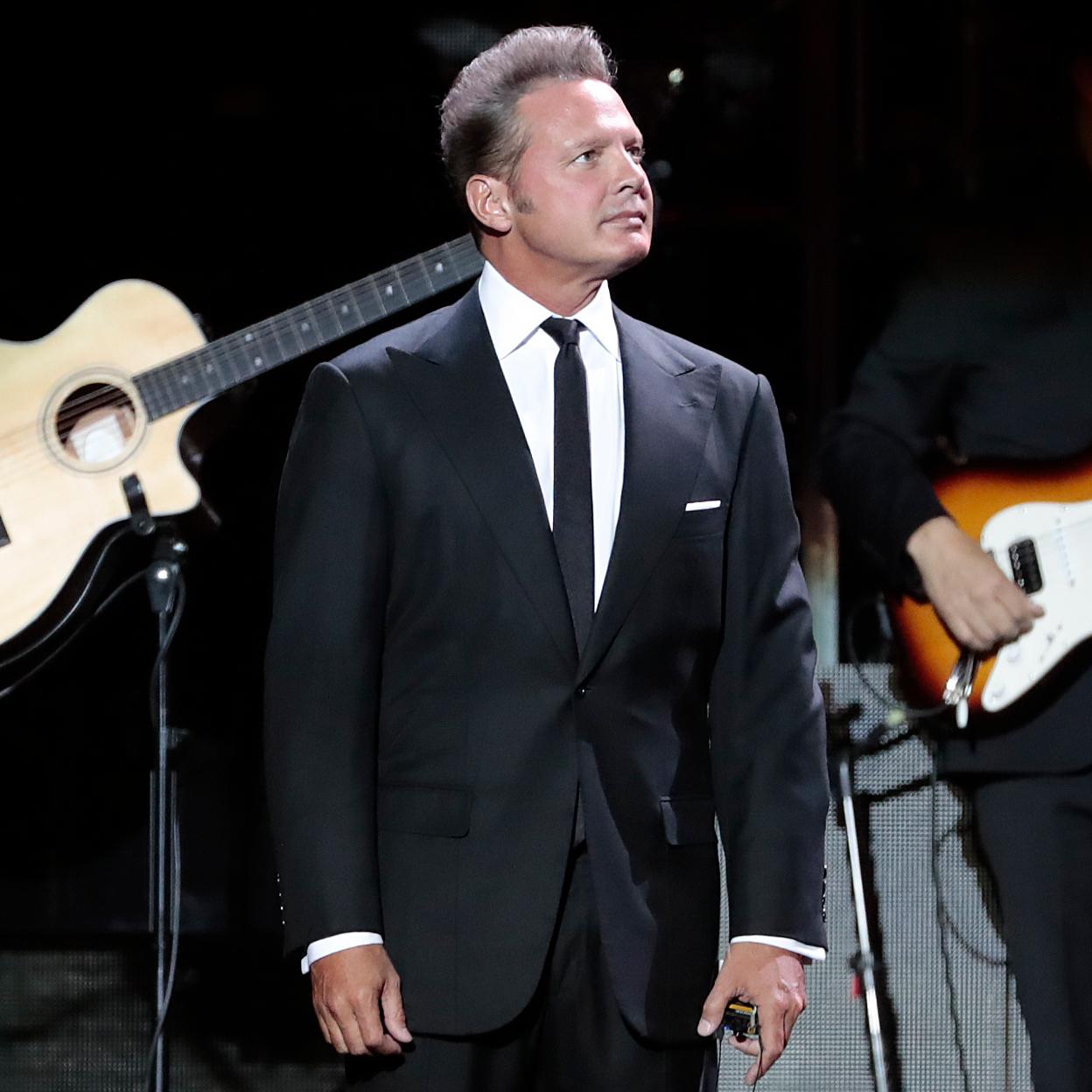 Analizamos el estilo de Luis Miguel y su evolución como fashion victim