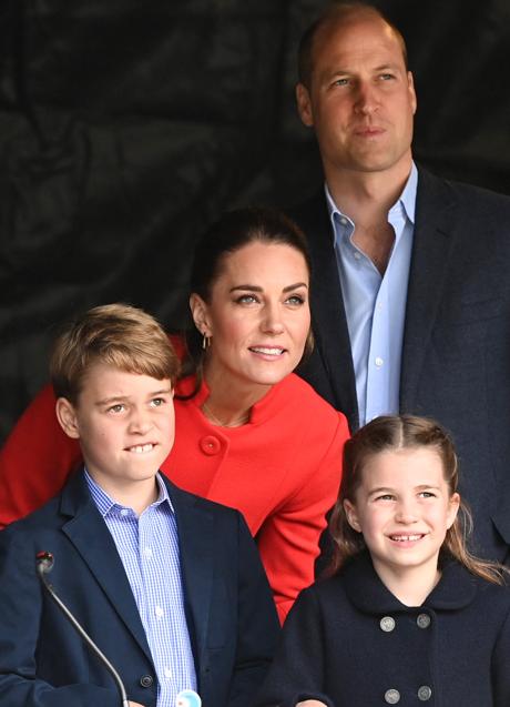 Imagen - El príncipe Guillermo, Kate Middleton y sus hijos Jorge y Charlotte.