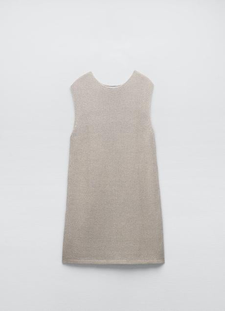 Imagen - Vestido mini de punto con hilo metalizado. Foto: Zara.