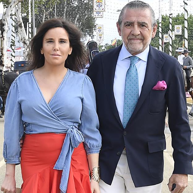 Jaime Martínez Bordiú y Marta Fernández, en la feria de Abril de Sevilla.