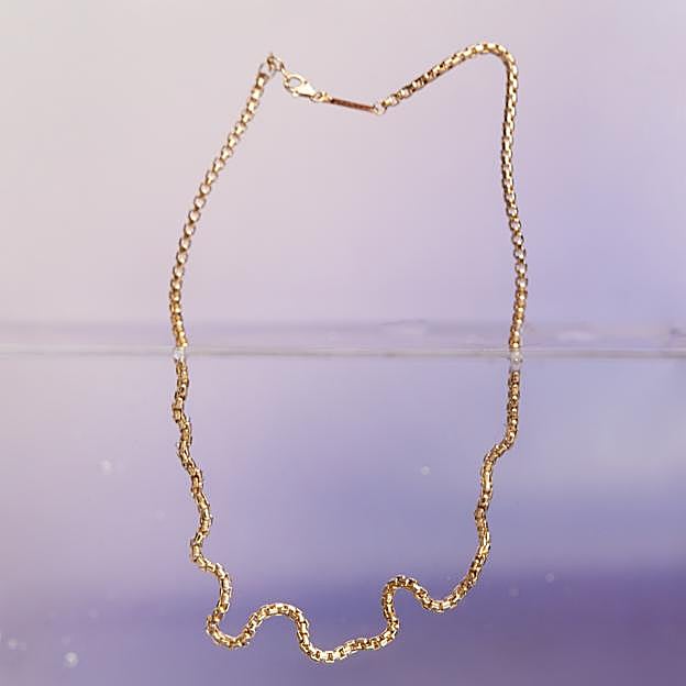 Collar de oro reciclado, de la colección Alta Joyería de PdPaola.