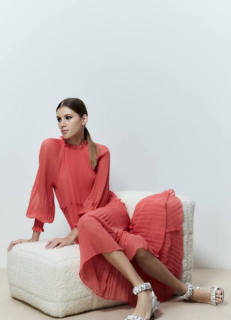 Imagen - Vestido vaporoso con volantes color coral