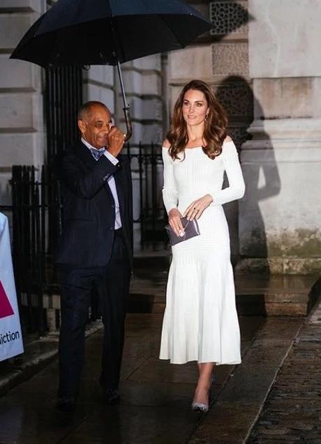 Imagen - Sábado: El vestido blanco