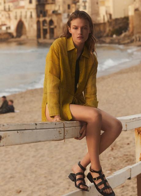 Imagen - Camisa con estampado de cuadros de Massimo Dutti (59,99 euros)