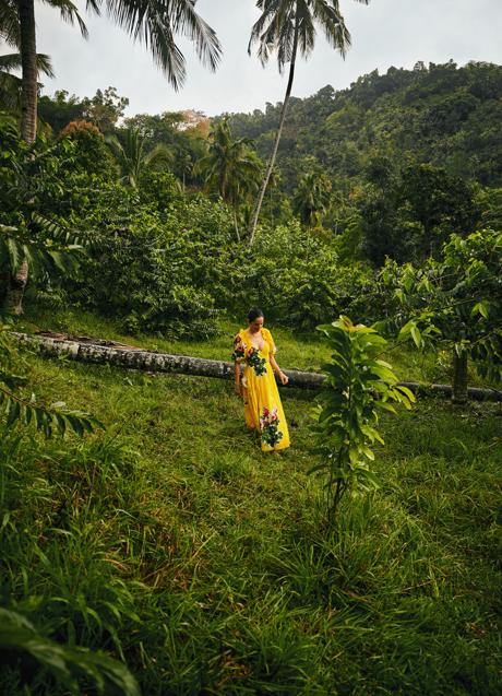 Imagen - Carolina Herrera viajó hasta Madagascra para vivir en primera persona todo el proceso de recolección de los ingredientes de Good Girl Blush.