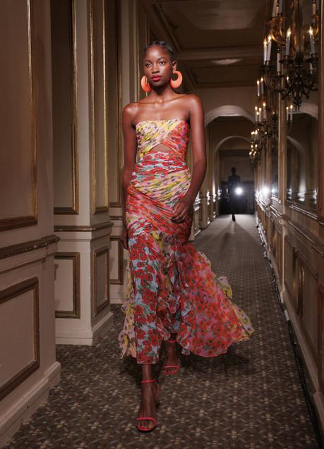 Imagen - Diseño de la colección primavera/verano, presentada en el hotel Plaza de Nueva York.