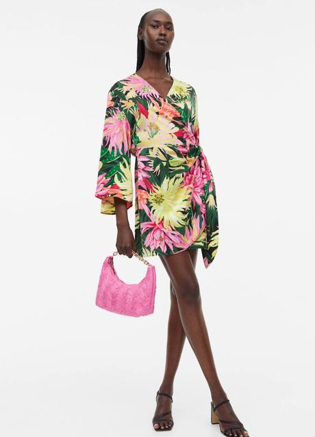 Imagen - Vestido cruzado corto en floral print