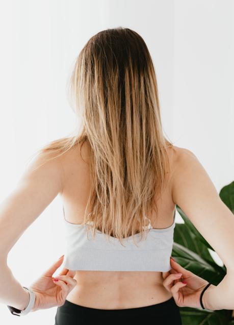 Imagen - Mujer con espalda definida/PEXELS