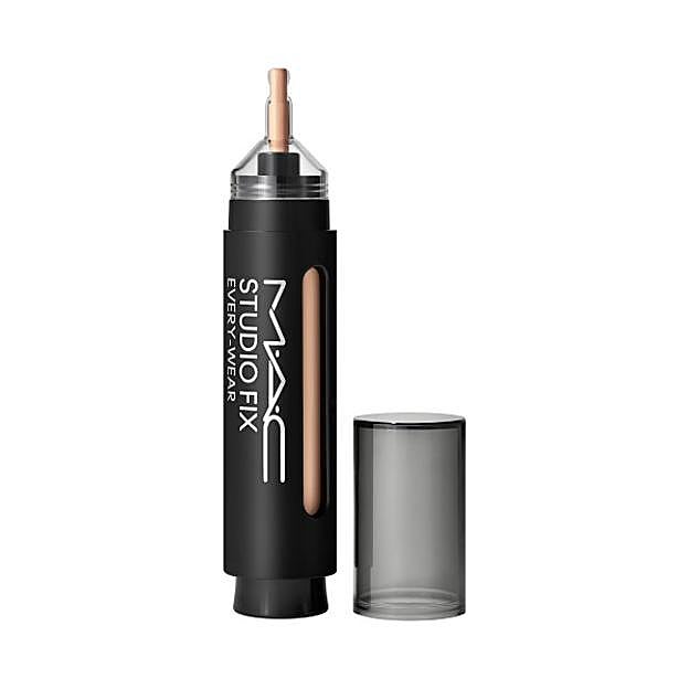 Studio Fix Every-Wear Corrector/Base 2 en 1 de MAC (35 ueros9.