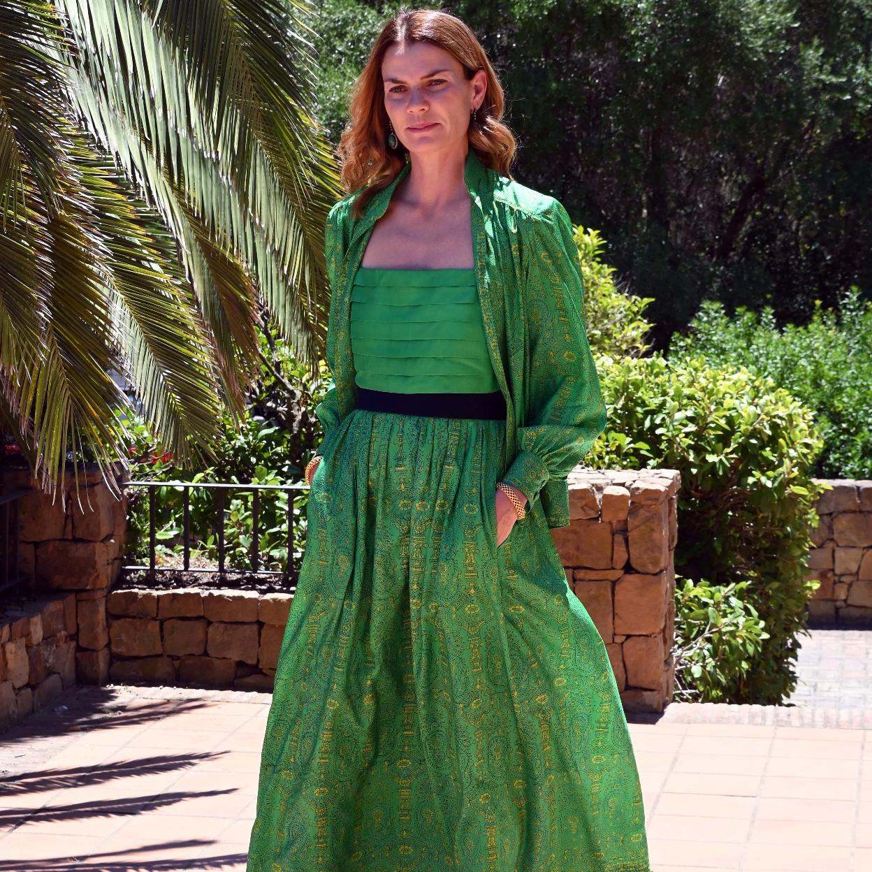 Alejandra de Rojas, con look en color verde.