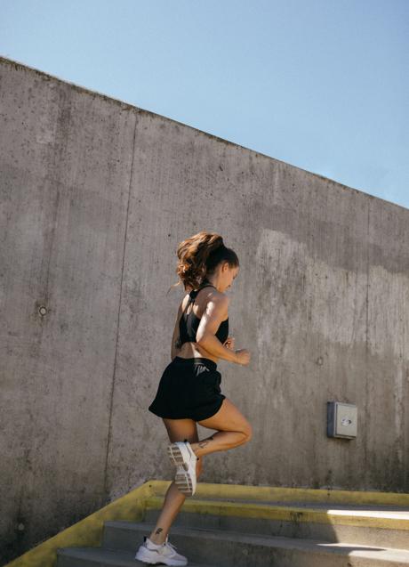 Imagen - Mujer entrenando/PEXELS