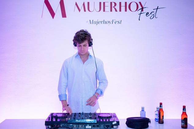 La música no faltó en el evento y fue gracias a DJ Guada, que puso las mejores canciones de ayer y de hoy