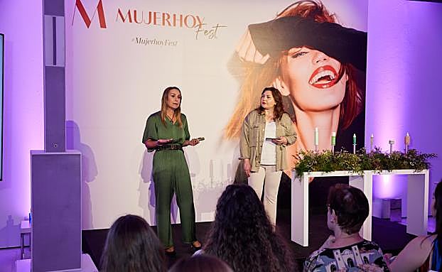 Ainhara Viñarás en el taller de Ulé en Mujerhoy Fest.