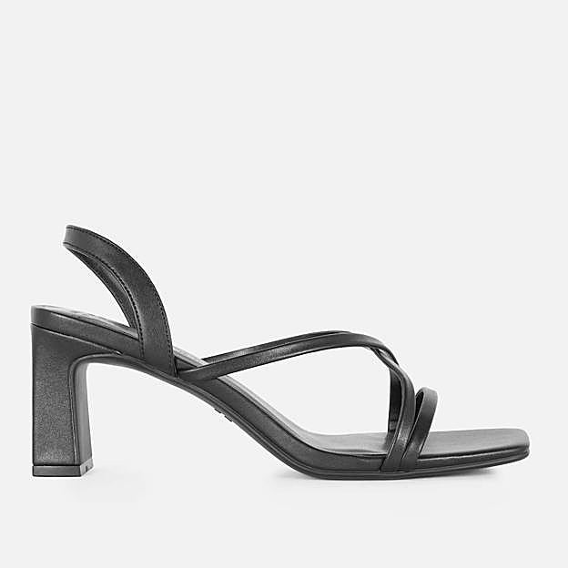 Sandalias básicas con tacón ancho