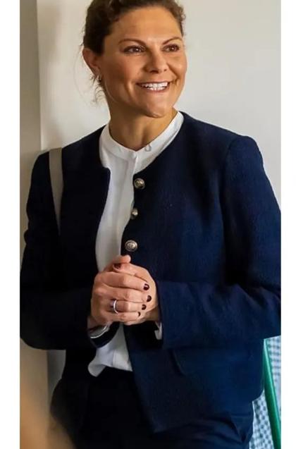 Imagen - Victoria de Suecia con una chaqueta de Massimo Dutti. INSTAGRAM