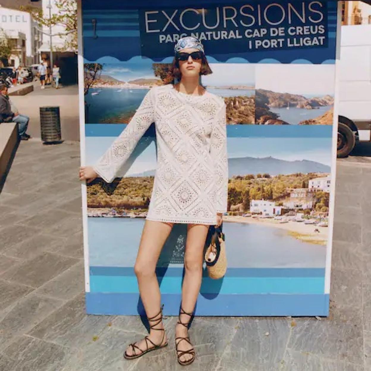 Mango nos trae los vestidos, sandalias y blusas más bonitas de la temporada. 