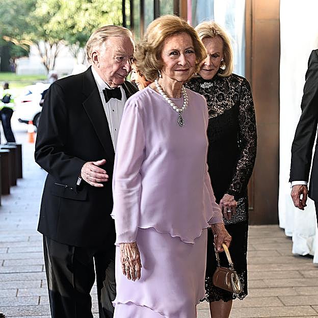 La reina emérita Sofía de Grecia en los Premios a la Excelencia del Queen Sofia Spanish Institute.