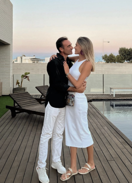 Imagen - Enrique Ponce y Ana Soria han estrenado casa con piscina en Almería. (FOTO: INSTAGRAM)