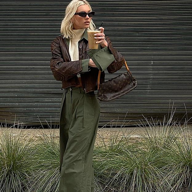 Parachute pants o cómo llevar los pantalones anchos elegantes de moda