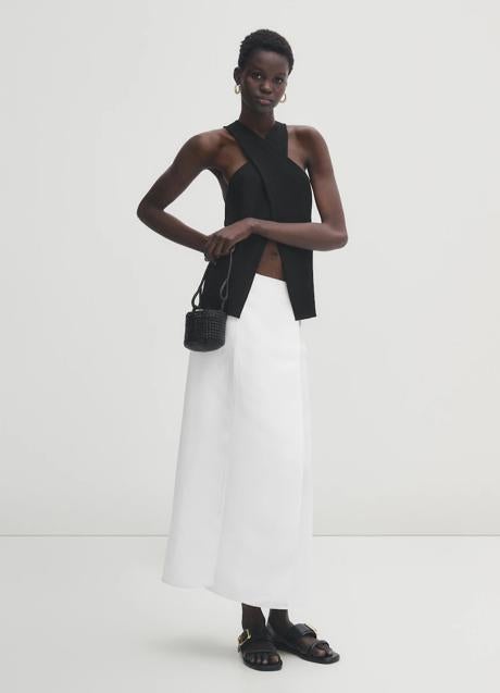 Imagen - Top negro de Massimo Dutti (49,99 euros)