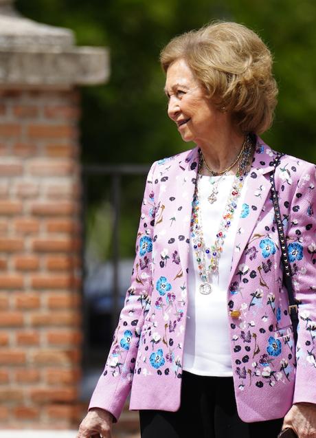 Imagen - Sofía de Grecia en la confirmación de su nieta la infanta Sofía. Fuente Limited Photos.