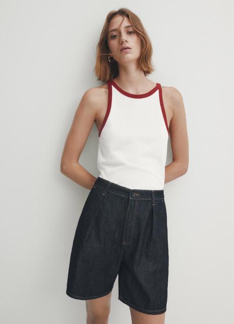 Imagen - Top en blanco y rojo de Massimo Dutti (19,95 euros)