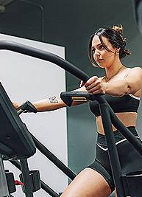 Imagen - Mujer en elíptica/UNSPLASH