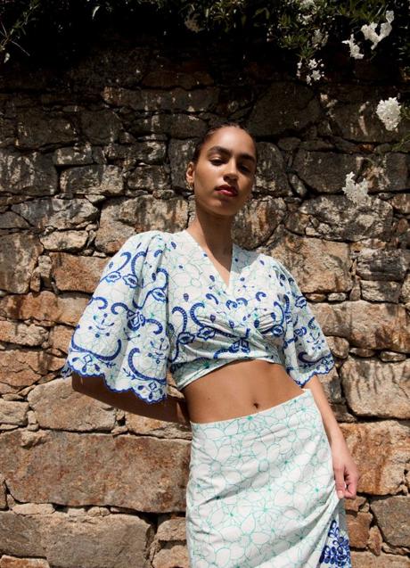 Imagen - Blusa con bordados de Sfera (35,99 euros)