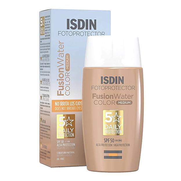 Fotoprotector Fusion Water Color SPF50 de Isdin. Precio: 29,99 euros