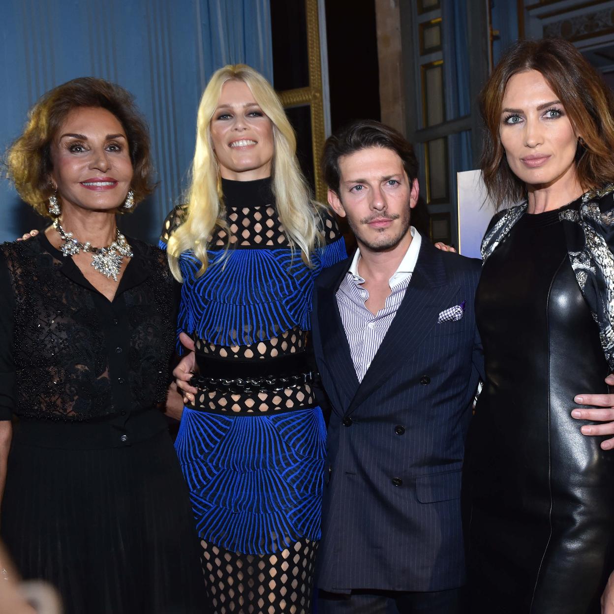 Edgardo Osorio junto a Naty Abascal, Claudia Schiffer y Nieves Álvarez.