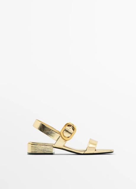 Imagen - Sandalias doradas de Massimo Dutti (89,99 euros)