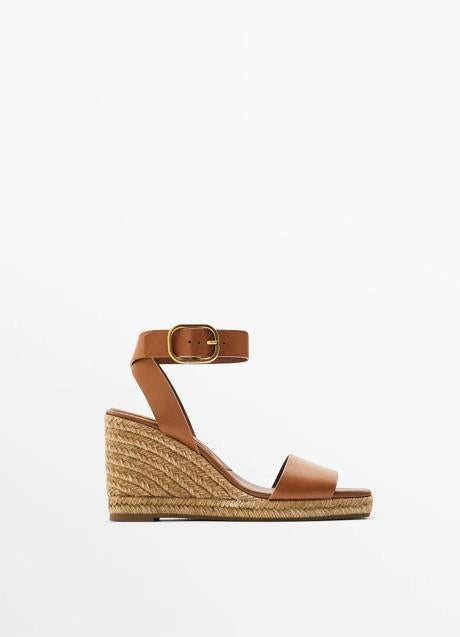 Imagen - Sandalias con cuña de esparto de Massimo Dutti (89,99 euros)