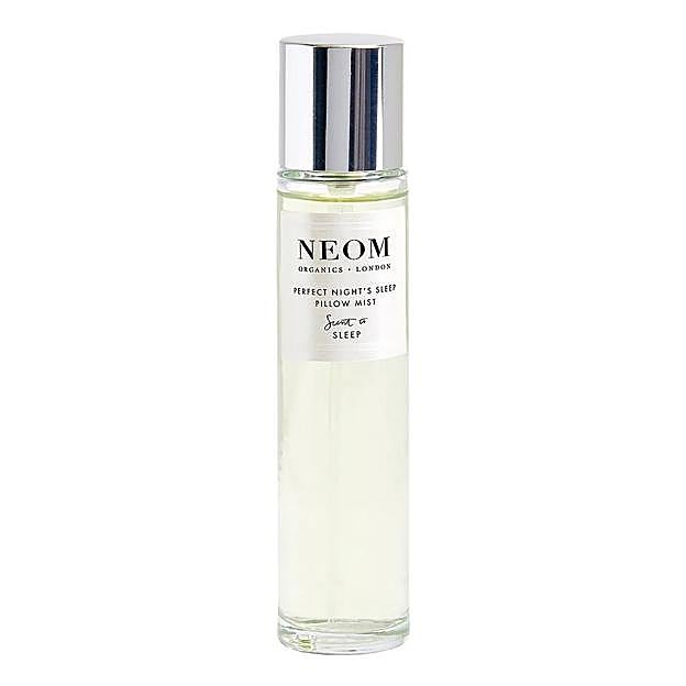 Perfect Night Sleep Pillow Mist de NEOM. Precio: 25,99 euros