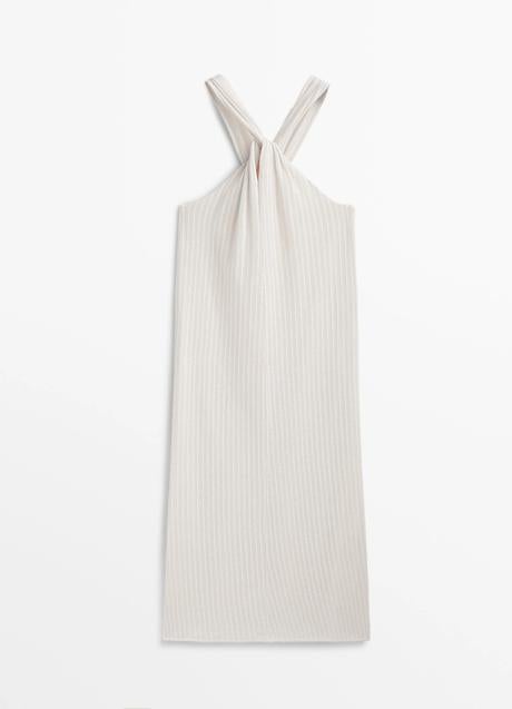 Imagen - Vestido con escote halter y textura de Massimo Dutti. Foto: Massimo Dutti.