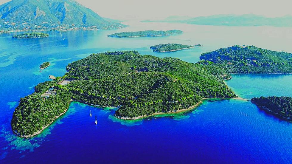 Vista aérea de la isla de Skorpios, que fue propiedad de Aristóteles Onassis y de la que ahora es dueño Dmitry Rybolóvlev.