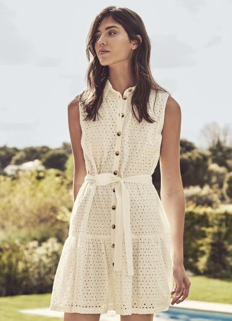 Imagen - Vestido blanco con calados, de Cortefiel.