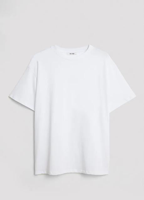 Imagen - Camiseta básica de color blanco de Nakd. Foto: Nakd.