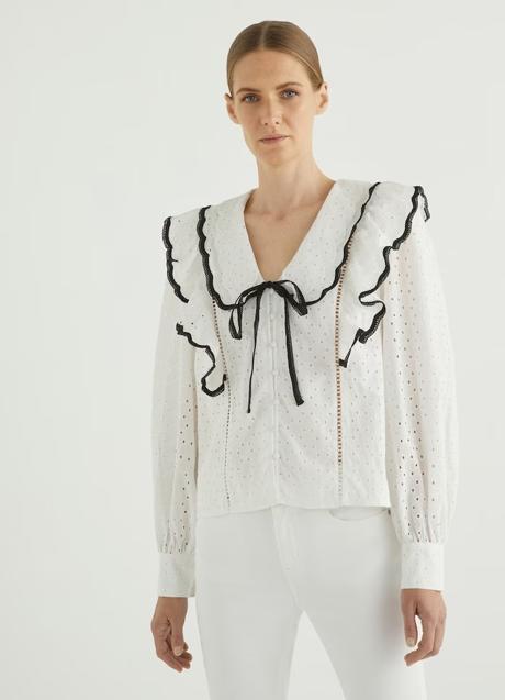 Imagen - Camisa blanca con volantes de Yas, 48,99 euros.