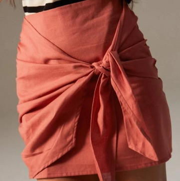 Imagen secundaria 1 - Las faldas pareo de Compañía Fantástica, Hug&Clau y Salsa.